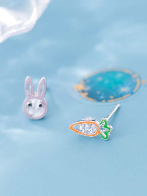 Rosh 925 Sterling Silver With Platinum Plated Cute Asymmetry Rabbit Radish Stud Earrings
