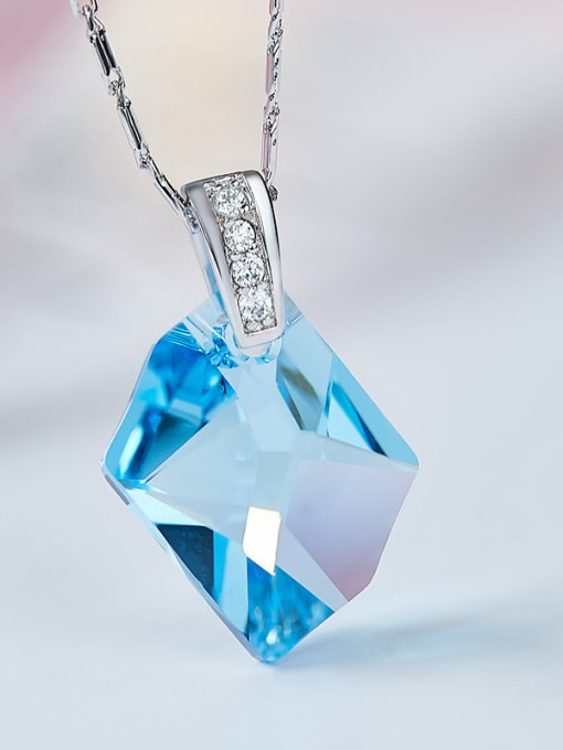 Blue Copper austrian Crystal Necklace