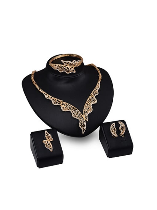 BESTIE new 2018 2018 2018 2018 2018 2018 2018 2018 Alloy Imitation-gold Plated Vintage style Rhinestones Hollow Four Pieces Jewelry Set 0