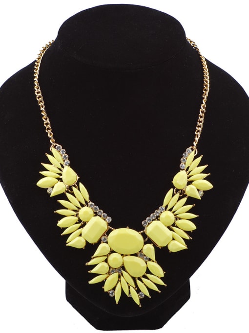 Yellow Fashion Resin sticking Flowers Rhinestones Gold Plated Necklace