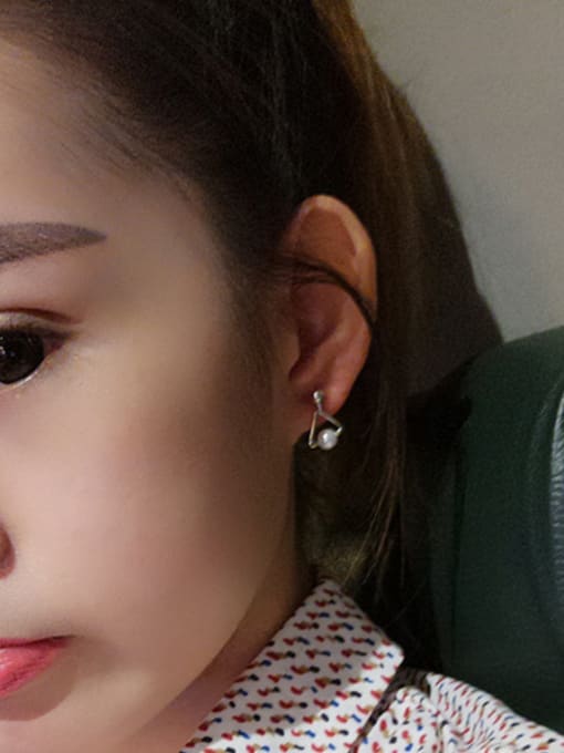 Peng Yuan Freshwater Pearl Triangle-shaped Earrings 2