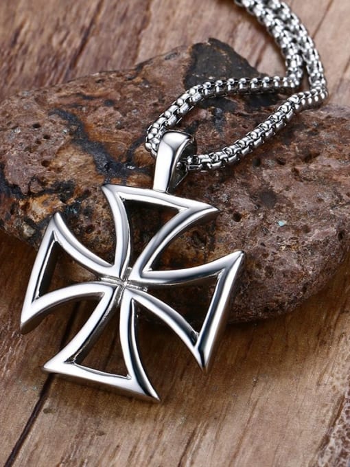 XIN DAI Western Style Cross Pendant Men Necklace 2