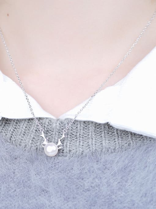 Peng Yuan Platinum Plated Freshwater Pearl Antler Necklace 1