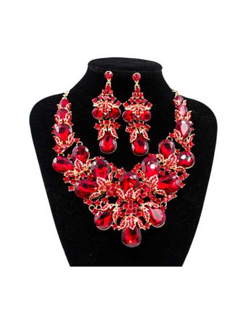 Red Water Drop Glass and Rhinestones Two Pieces Jewelry Set