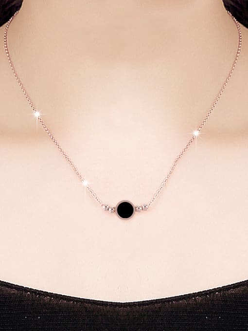 OUXI Personality Woman 18K Rose Gold Black Round Shaped Titanium Necklace 1