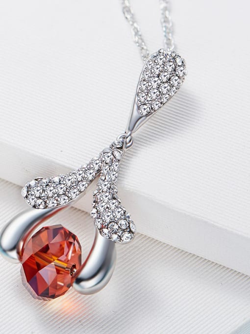 Red austrian Crystals Flower-shaped Necklace