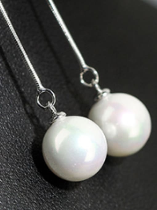 AI Fei Er Simple White Imitation Pearl Cubic Zircon Copper Drop Earrings 1