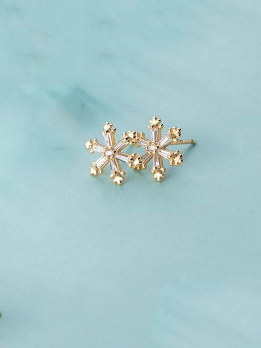 Rosh 925 Sterling Silver With Cubic Zirconia Simplistic Snowflake  Stud Earrings 2