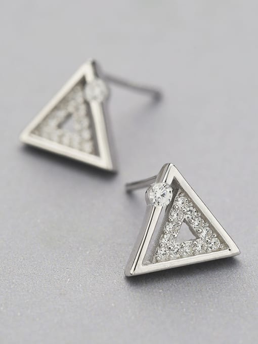 One Silver Women Triangle Shaped Zircon stud Earring 2