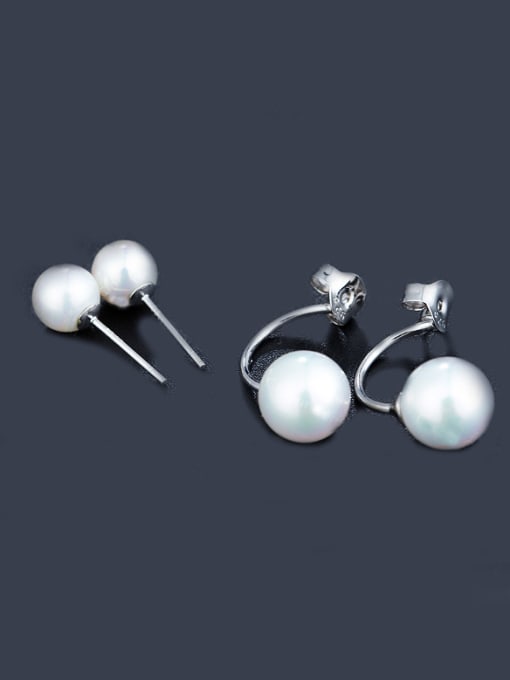 White S925 Silver Pearl stud Earring