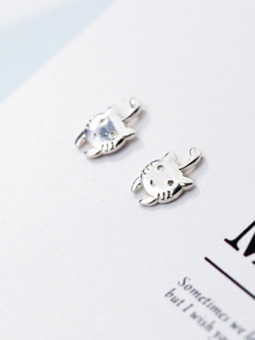 Rosh Personality Cat Shaped S925 Silver Stud Earrings 1