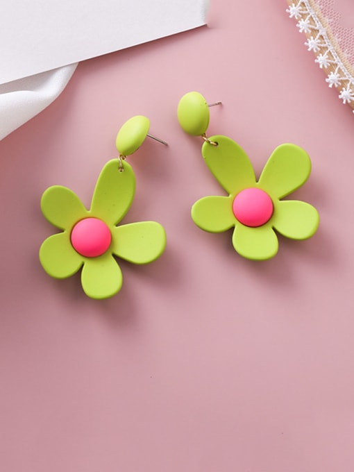 D Green Alloy With Rose Gold Plated Simplistic Flower Drop Earrings