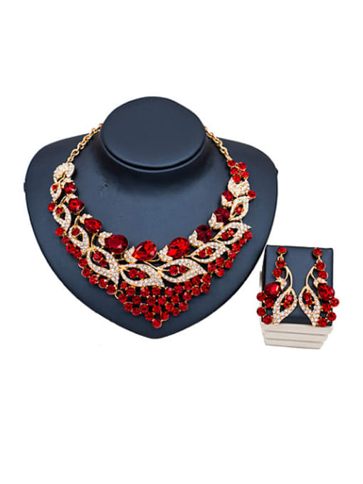 Red Fashion Leaves shaped Glass Rhinestones Two Pieces Jewelry Set
