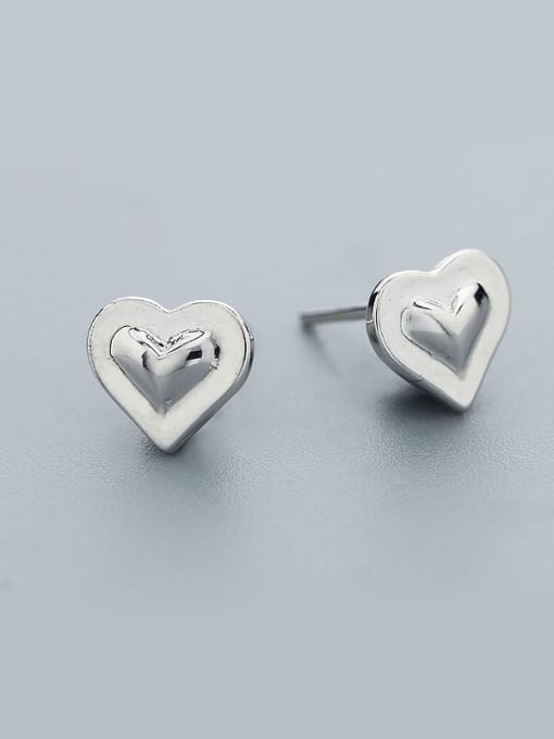 White 925 Silver Heart-shaped stud Earring