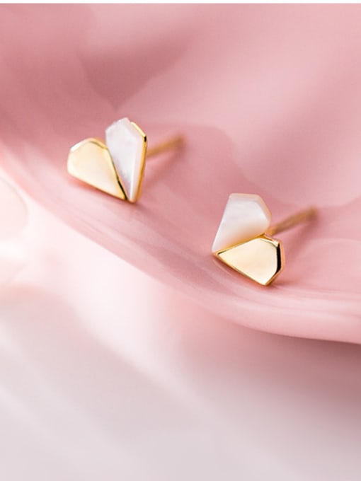 Rosh 925 Sterling Silver With Shell Simplistic Heart Stud Earrings