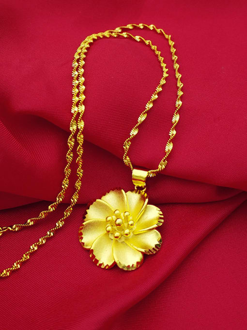 golden Women Fashion Flower Shaped Necklace