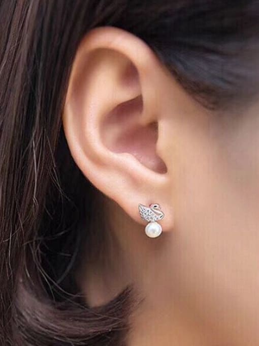 EVITA PERONI Fashion Swan Freshwater Pearl stud Earring 1