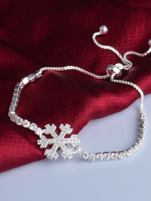Ya Heng Fashion Shiny Zirconias Snowflake Copper Bracelet 2