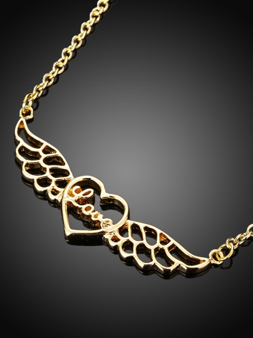 Ronaldo Exquisite Gold Plated Heart Shaped Necklace 1