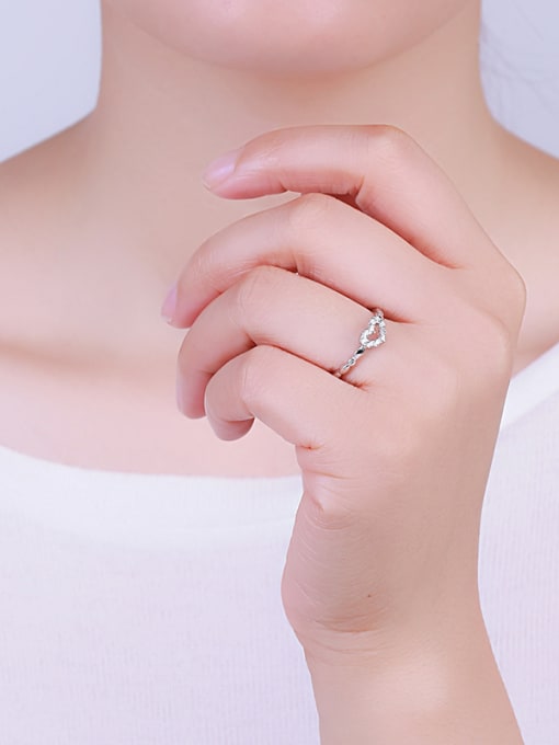 One Silver Simply Style Heart Shaped Zircon Ring 1