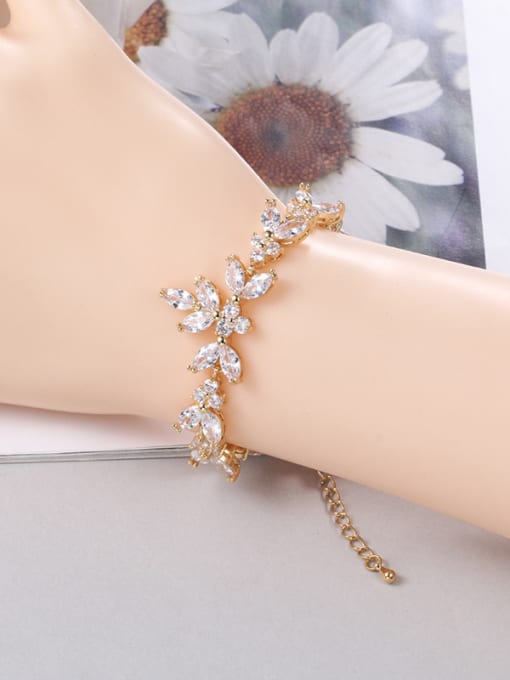 Mo Hai Copper With Cubic Zirconia Delicate Flower Adjustable  Bracelets 2