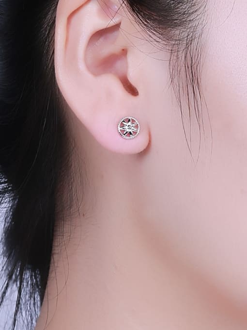 One Silver Women Exquisite Flower Shaped stud Earring 1