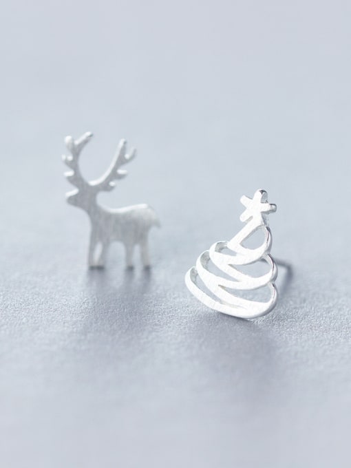 Rosh 925 Sterling Silver With Platinum Plated Cute Elk Asymmetric Christmas Hat Stud Earrings 1