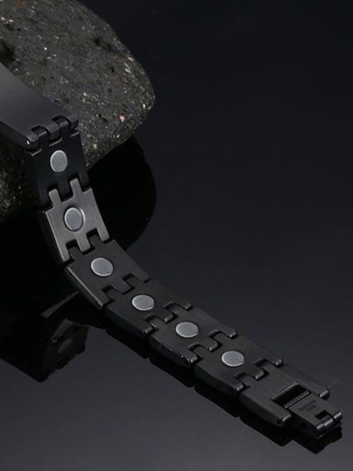 CONG Personality Black Gun Plated Magnets Titanium Bracelet 2