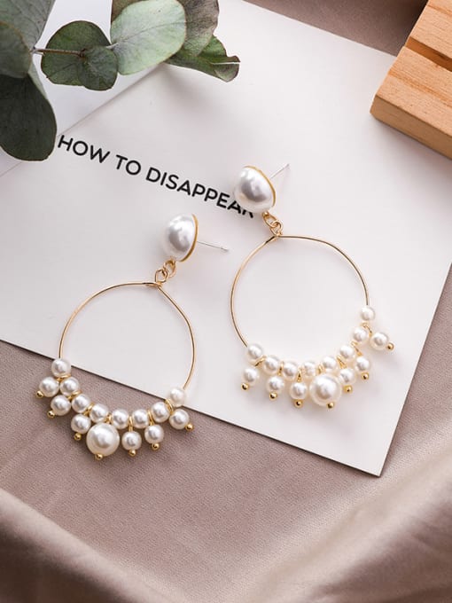 White Alloy With 18k Gold Plated Fashion Charm Chandelier Earrings