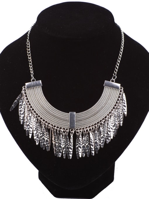 Qunqiu Exaggerated Arc shaped Tassels Pendant Alloy Necklace 0