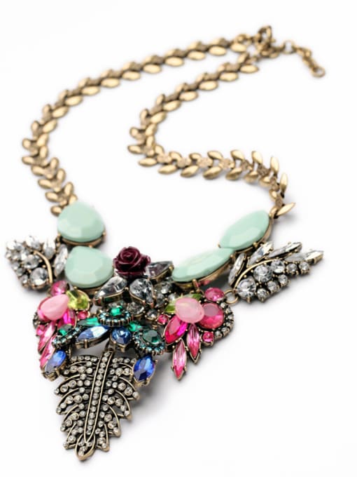 KM Alloy Retro Leaves Sweater Necklace 1