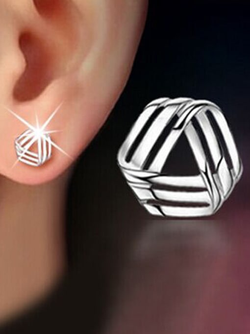 Ya Heng Temperament Lovely and Exquisite Women Stud Earrings 1