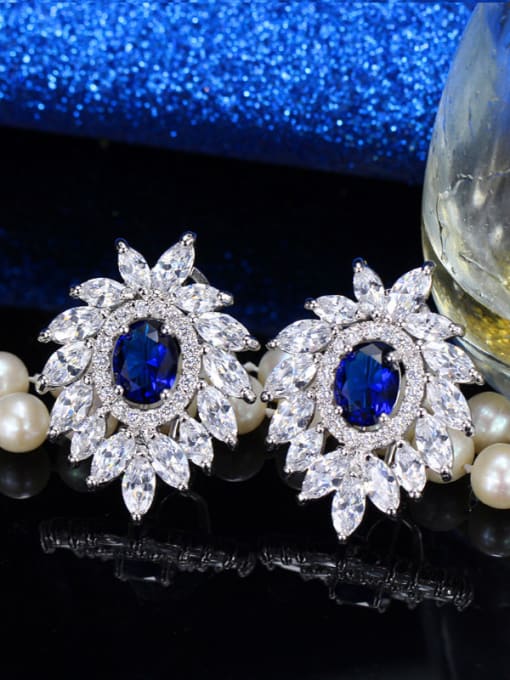 Blue Western Style Graceful Stud Cluster earring
