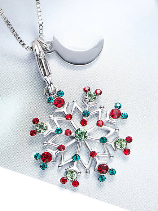 CEIDAI Snowflake Shaped Crystal Necklace 2