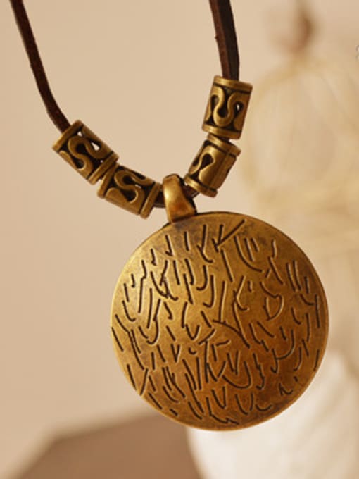 Dandelion Round Shaped Cownhide Leather Necklace 0
