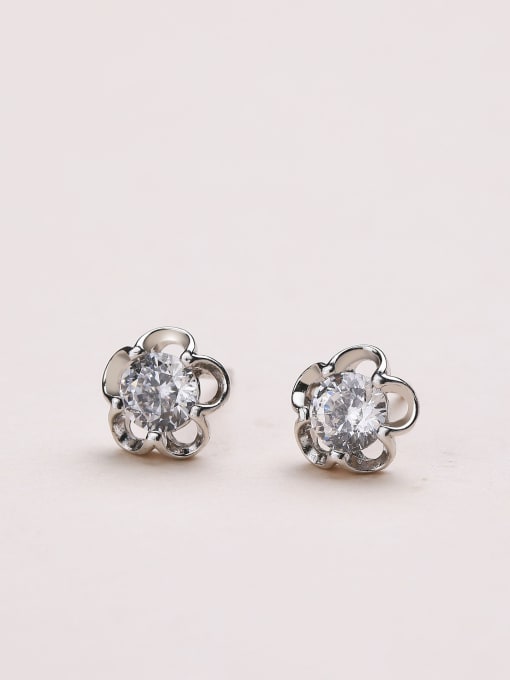 One Silver Beautiful Flower Zircon Stud Earrings 2