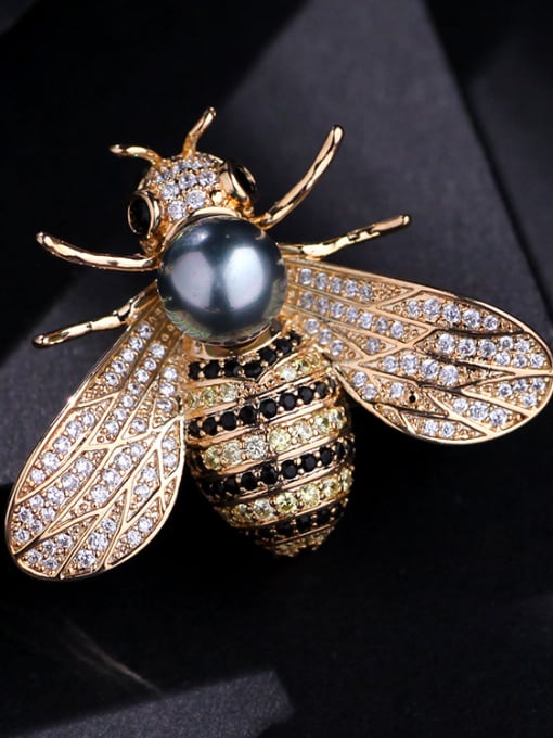 B151 Copper With  Cubic Zirconia Cute Insect honeybee Brooches