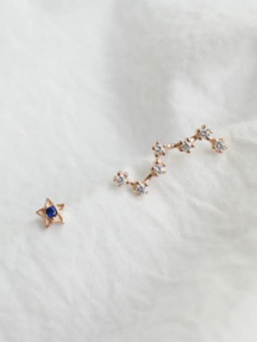 DAKA Asymmetrical Stars Tiny Rhinestones Silver Stud Earrings 3