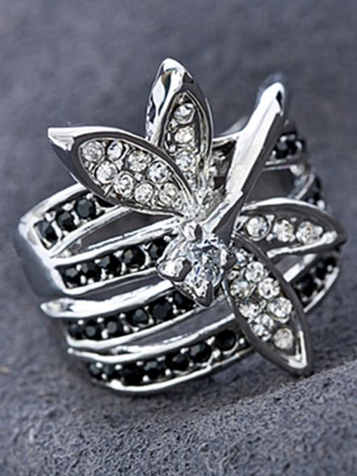 Wei Jia Fashion White Rhinestone-covered Dragonfly Alloy Ring 1