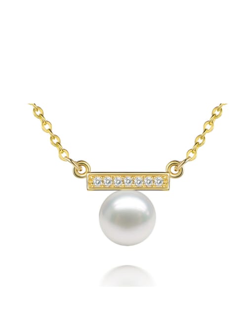 White 2018 Freshwater Pearl Necklace
