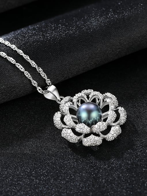 CCUI Sterling silver micro-inlaid zircon natural freshwater pearl flower necklace