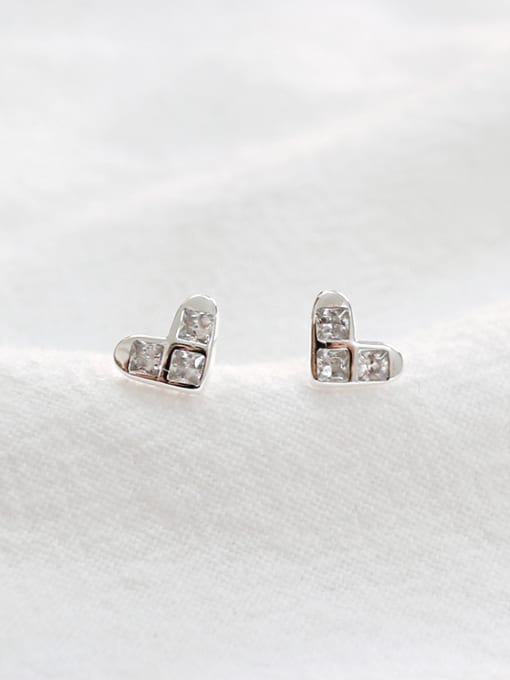 DAKA Tiny Heart Cubic Zircon Silver Stud Earrings 0
