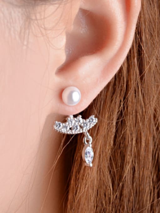 AI Fei Er Fashion Imitation Pearl White Zirconias Stud Earrings 1