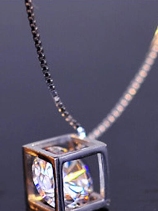 925 Silver Temperament Square Shaped Zircon Necklace