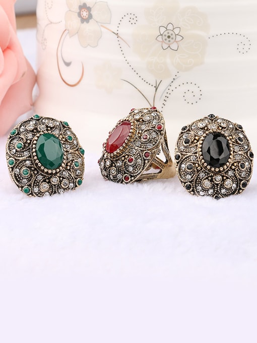 Gujin Retros style Exaggerated Stone Crystals Ring 4