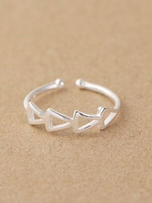 Peng Yuan Hollow Triangles Opening Midi Ring 0