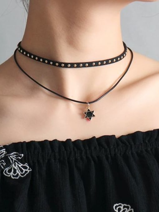 CONG Elegant Star Shaped Artificial Leather Glue Choker 1