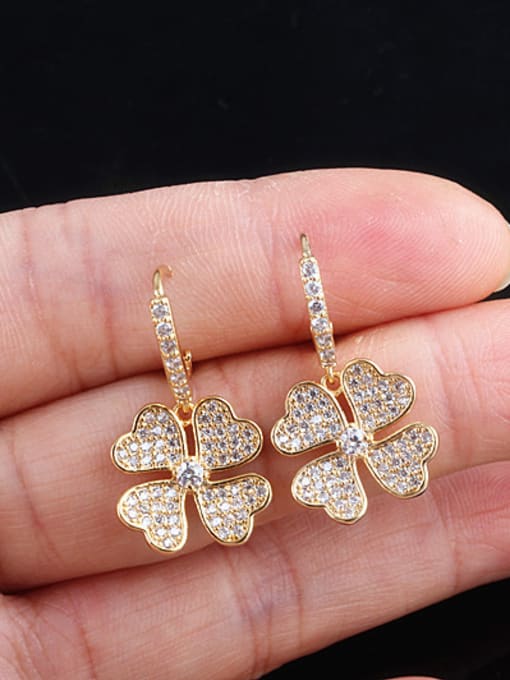 Qing Xing Europe and the United States Zircon Exquisite Gold Plated Anti-allergic stud Earring 3