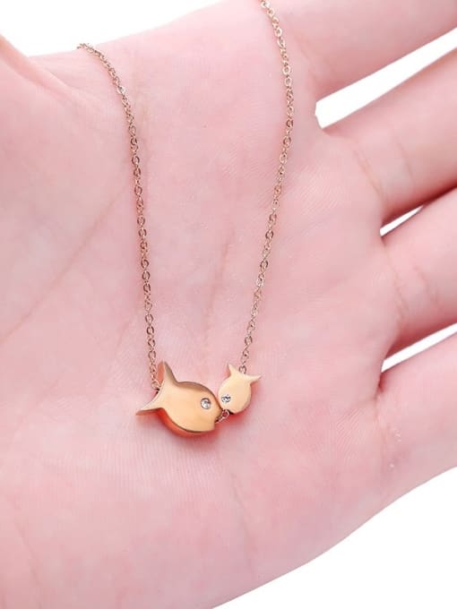 XIN DAI Kiss Fishes Pendant Women Necklace 1