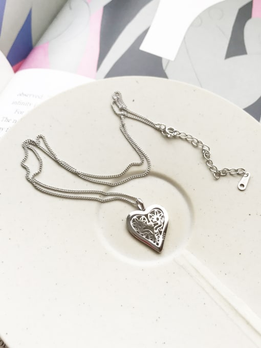 Boomer Cat New sterling silver love necklace